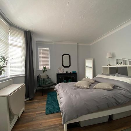Spacious Double Studio-Style Room Orpington Exterior foto